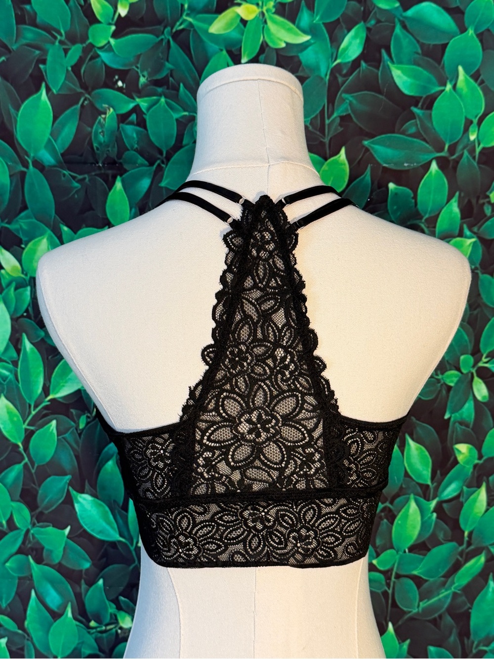 Aerie Black T-Back Lace Bralette (Med)